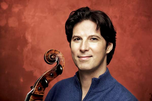 Danile Müller-Schott Foto: Uwe Arens