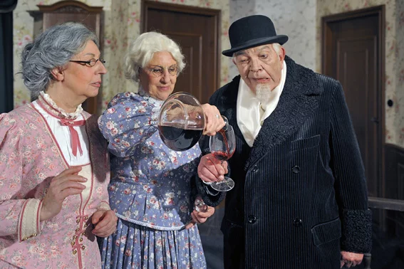 Spitzenhäubchen und Arsen | © Kleines Theater Bonn