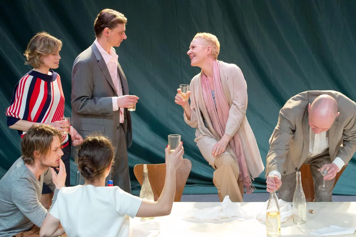 Eine Nacht lang Familie | © Theater Bonn